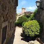 San Jordi Πανσιόν *
