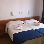 San Jordi Πανσιόν *